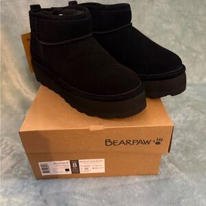 BearPaw Black Retro Shorty